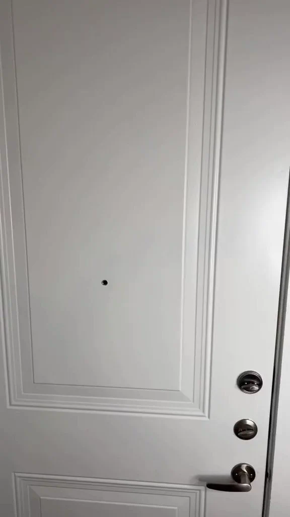 special delivery 😳 https://t.co/537bn88ILC