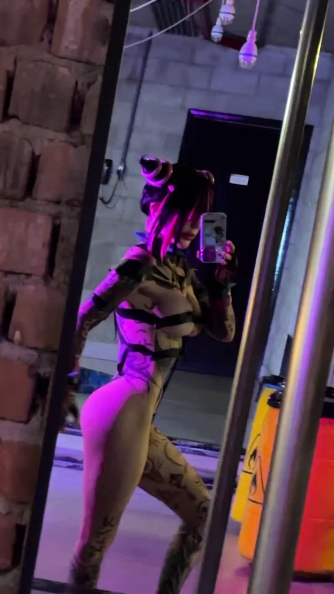 And I did a new Juri cosplay, but the alternative version is what I live for 👀 https://t.co/mhYA6zONk6