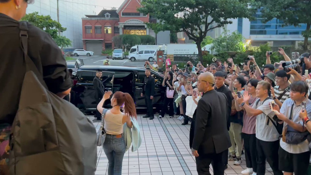 台湾でも本当にたくさんの方に
応援していただけて嬉しいです🥲💞

3日間ありがとうございました🙇‍♂️

大好き！！我愛你🫶 https://t.co/oGGSv3Lisu