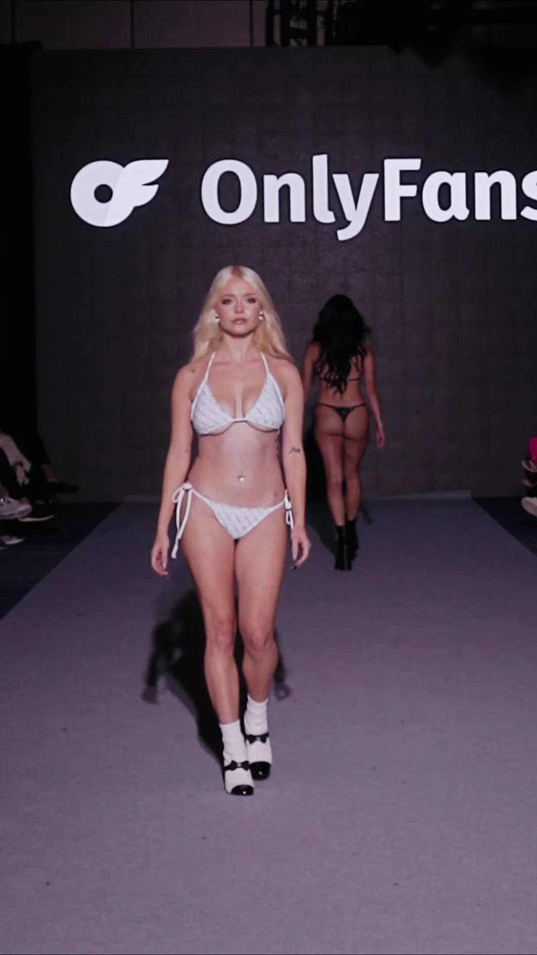 nyfw! https://t.co/d0Vc0MkQmA