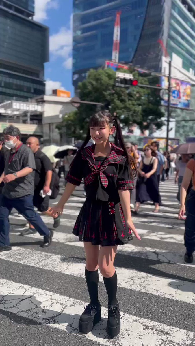 渋谷ッッッッ！！！！！ https://t.co/5x9G3Q67Ng