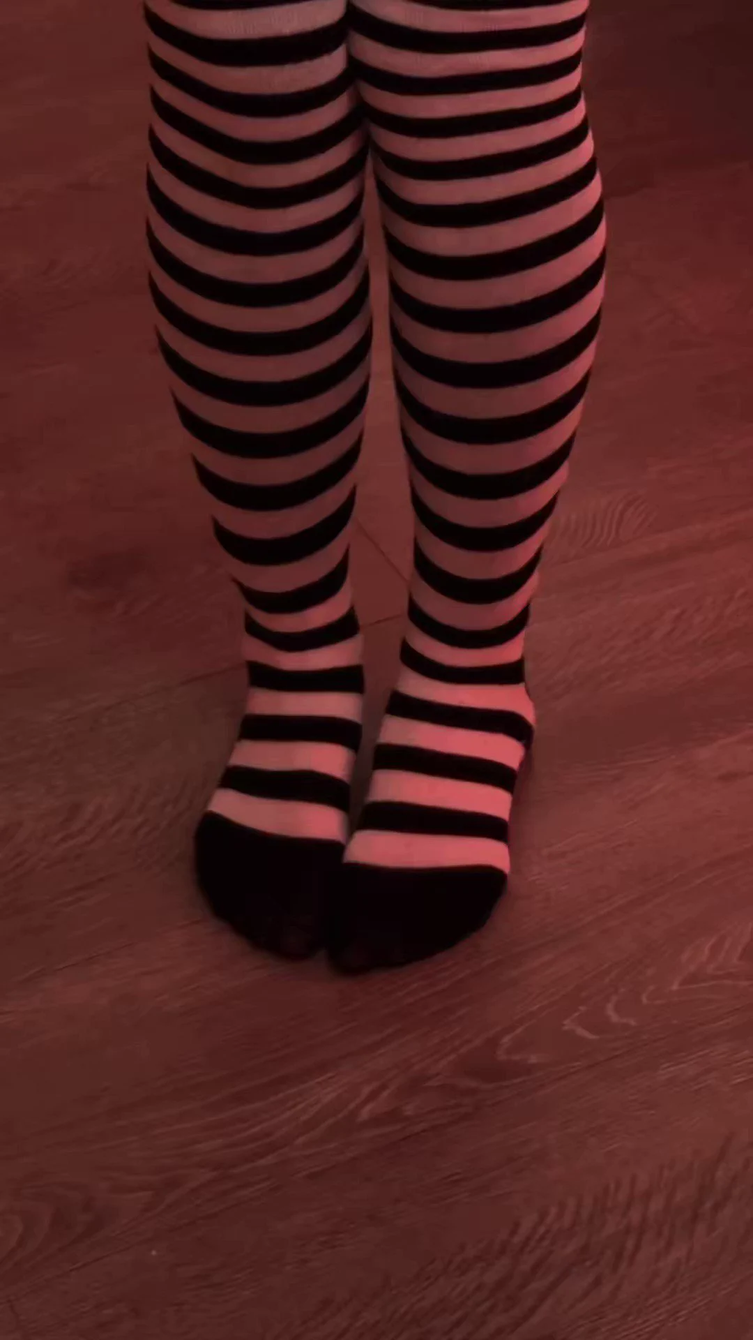 Five nights at fredddyyy’ssss! #thepuppet #fnaf #themarionette https://t.co/srLlYcQxSp