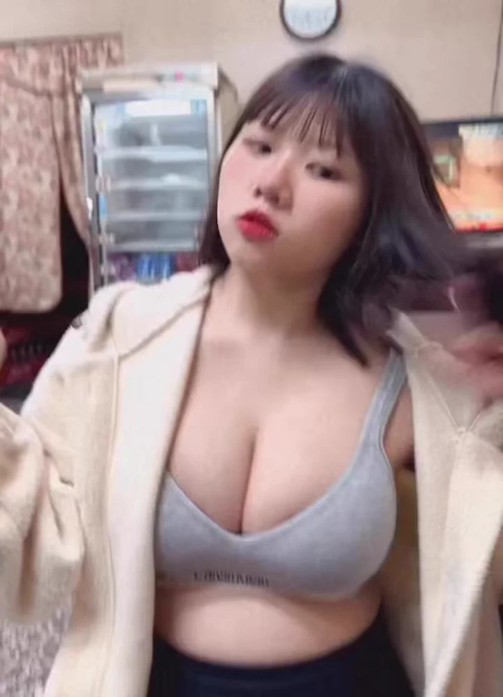 誰想當那個麵🤤 https://t.co/EEuHGZOBqQ