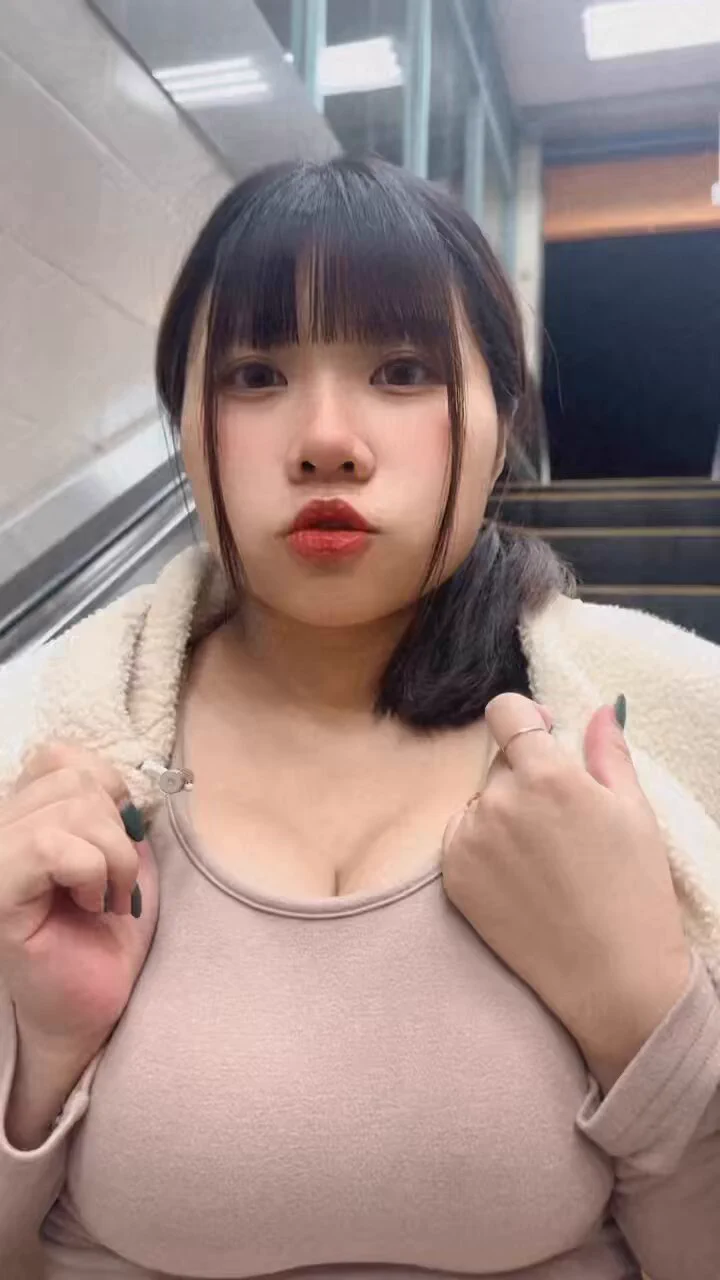 沈重的負擔 真的有夠重半夜抱怨一下有人會理我嗎 😝😝😝 https://t.co/VpuK9UZnyF