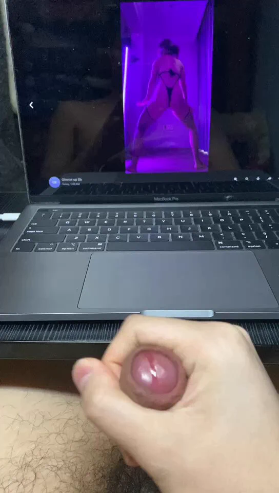 我真的很爱看你们对着我视频喷射的样子感觉被一百个男人淫荡颜射了好喜欢好喜欢射满全身 https://t.co/VLUdU1KOp4