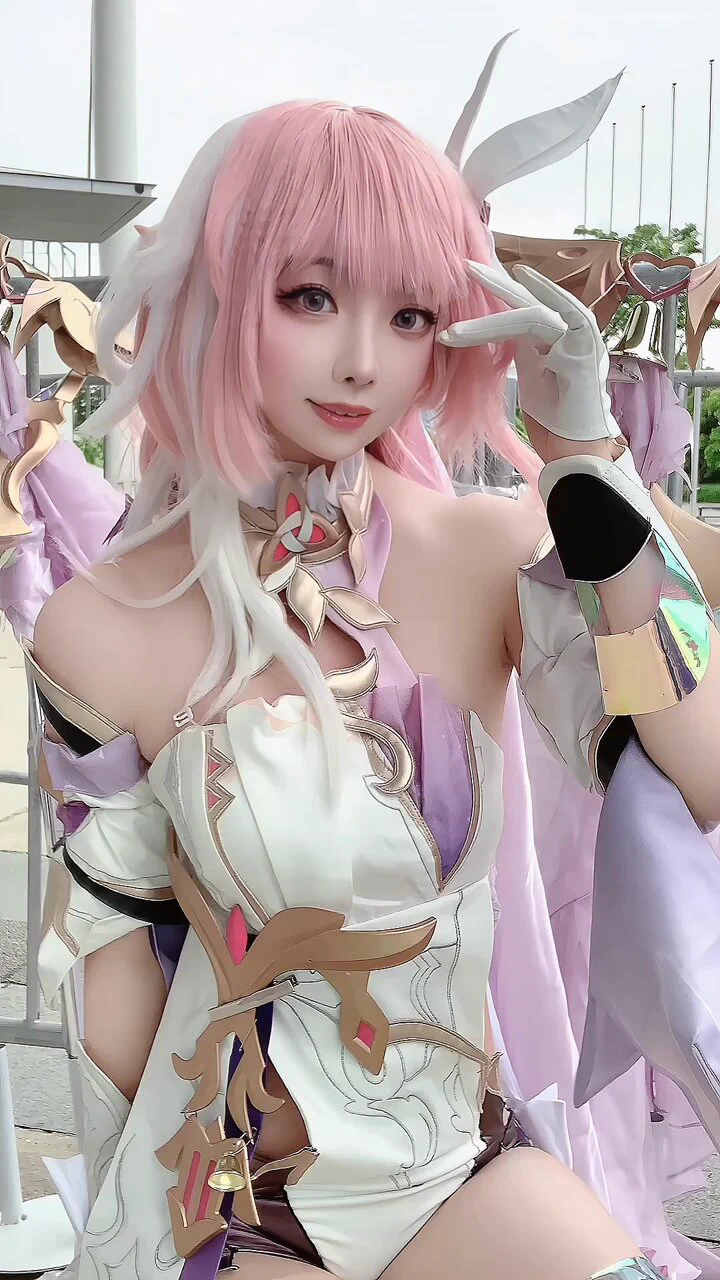 風が吹いている爱门！💗#崩壊3rd #エリシア #ニコニコ超会議2024 https://t.co/ton55VNABX