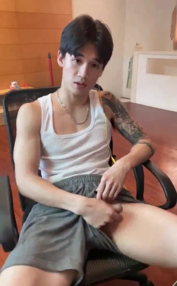我硬起来了   弟弟好帅好大，太好看了好看到想射88次这也太大了啊  卧槽卧槽，受不了啦更多完整版下载小蓝视频观看:https://t.co/2PWOsotZDf全网正太小弟弟u蓝:https://t.co/XnmokUsD29G头条永久免费看:https://t.co/9AYZ80J3Q6 https://t.co/RQltIXHbuY