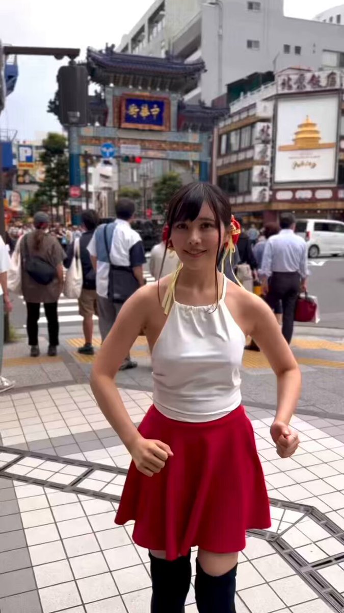 おはようございます🥟

中華街きました！

小籠包とゴマ団子たべたいです🤤！ https://t.co/ap32wUd3ei