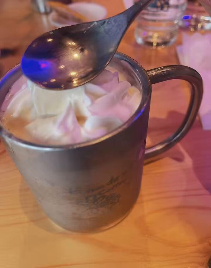 好多鮮奶油 好幸福⁄(⁄ ⁄ ⁄ω⁄ ⁄ ⁄)⁄ https://t.co/Kcg1s0hlW6