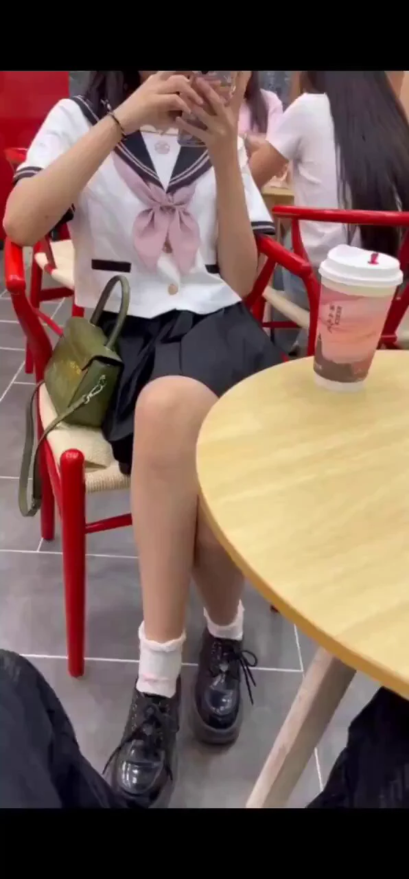 贵在真实 约会极品大学生PUA调教 后入淫语 巨根抽插中出浓浓养乐多蜜桃臀 木瓜乃 粉嫩穴是不是你们的理想型？@RLWJ_kuking @JWCJ_kuxs https://t.co/gXv98JWRG8