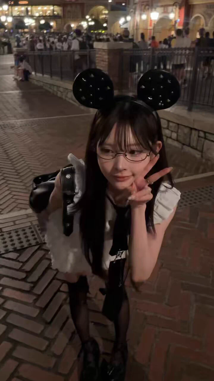 こんばんは https://t.co/0Mo6hTs6G9