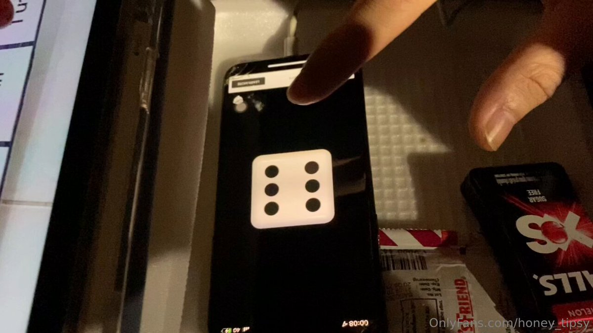 说好的玩筛盅脱衣服游戏点到为止，没想到换来的却是无情的4P运动，下次再也不敢了！
@RLWJ_kuking
@JWCJ_kuxs https://t.co/FzVBC7L6aW