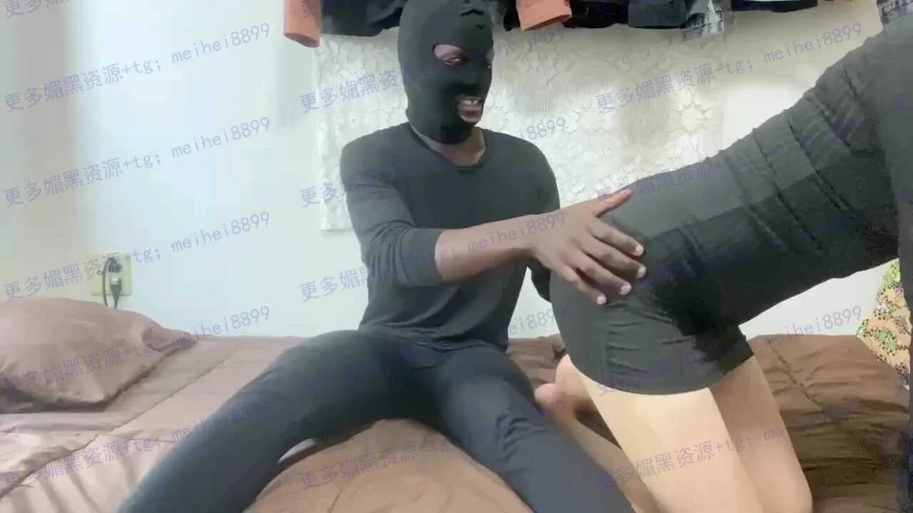 日本 丰满人妻 哪能是大屌黑人的对手，直接连吻带抠的 老公 早已抛之脑后了 https://t.co/HeTk8lc5XD