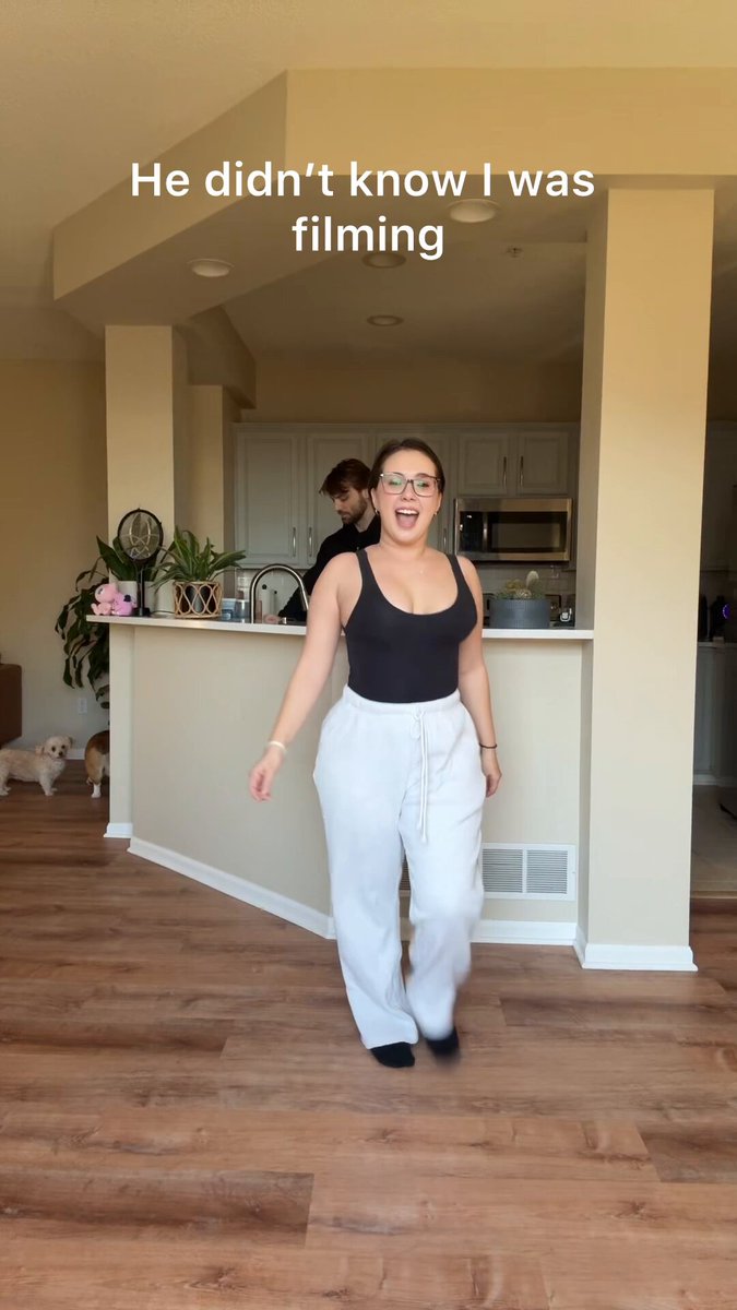 He’s used to it https://t.co/j9NvTmWW3S