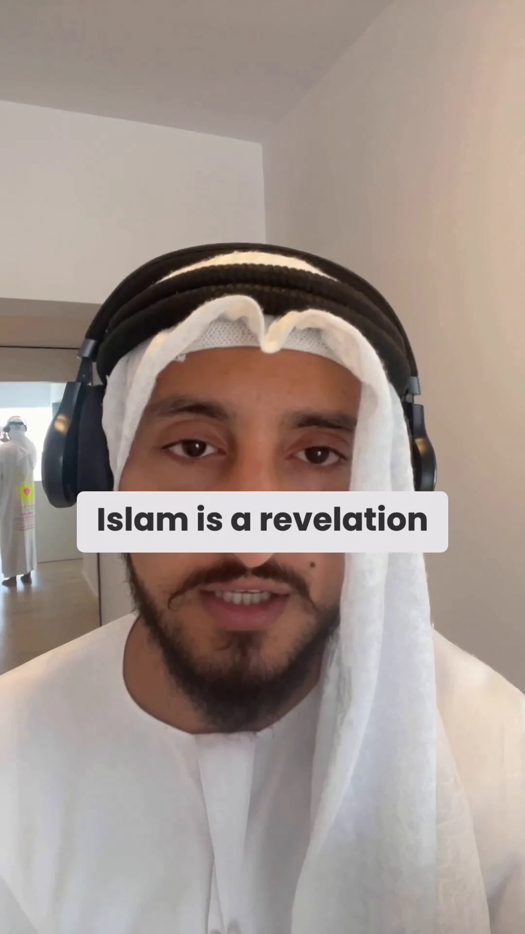 Unity Over Vanity: The True Essence of the Headscarf in IslamThe headscarf helps us avoid competing based on looks. That is the whole concept and truth that the world has forgotten about the headscarf. Even Muslims have forgotten why men also wear a headscarf. https://t.co/LlJogxXdb2