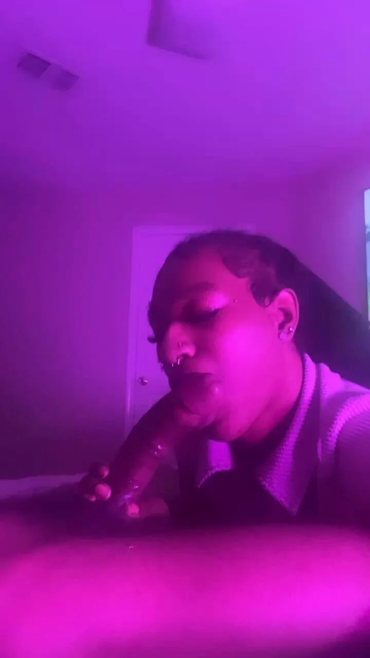 the throat 😮‍💨 the cumshot💦 https://t.co/krU8RM5v5D
