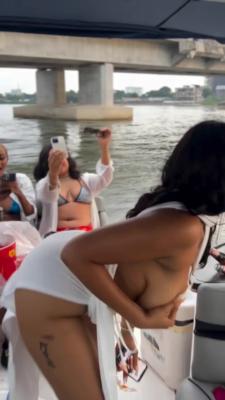 Naija Boat Cruise🔥 https://t.co/2ClP6n6OgS