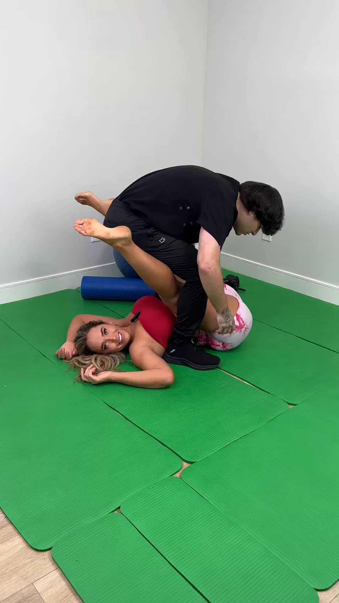 ❌SHE CAME BACK TO GET FUCKED❌
@BrianaMoon_ came back for her 2ND Stretching Session &amp; FUCKS &amp; sucks her trainer off for PAYMENT💦🍑🍆 FULL TAPE: https://t.co/SJvxHvgCjL⬅️ https://t.co/wLg8p7puGC