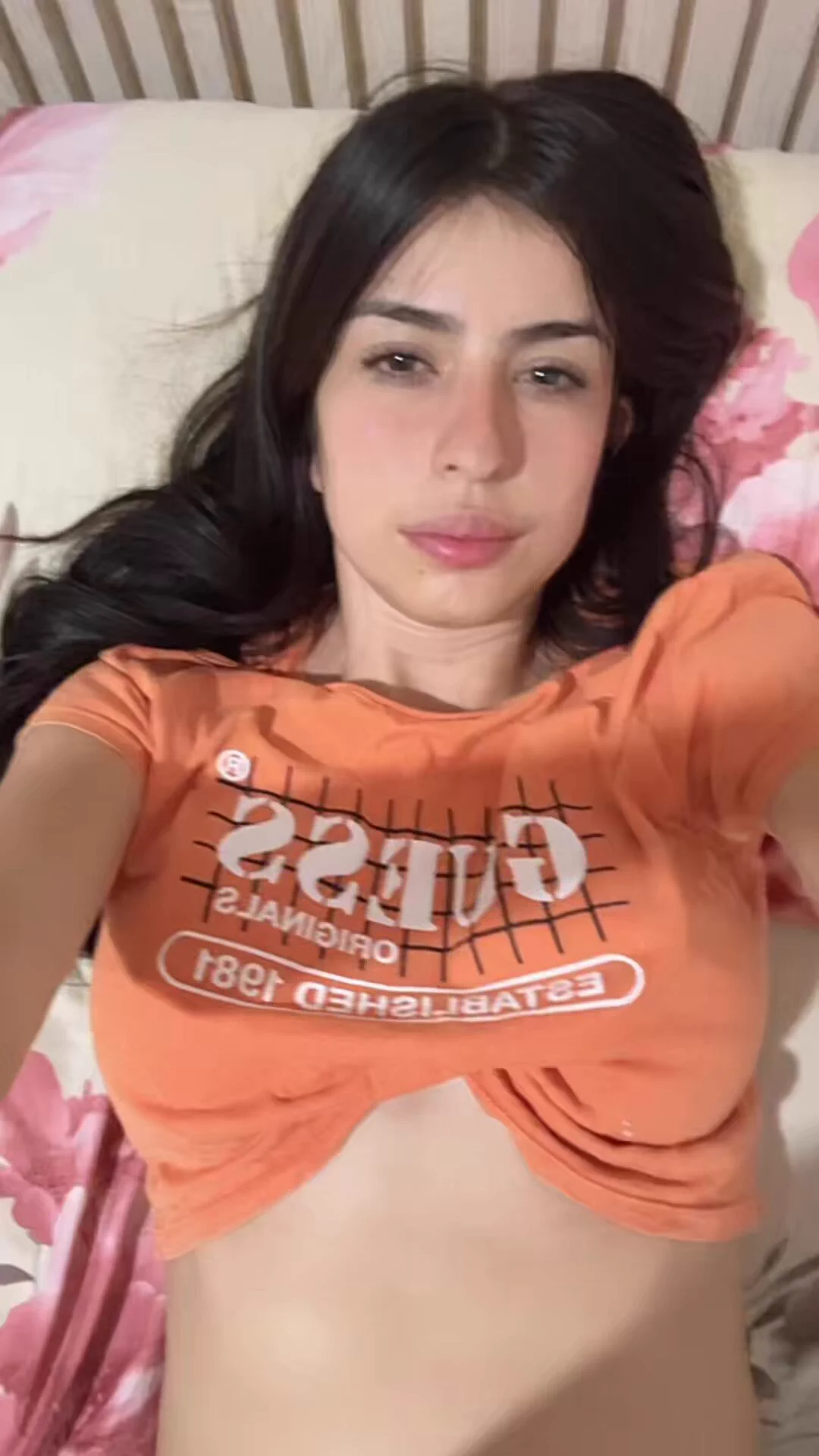 Si te invito a mi cama, te vienes? https://t.co/6mDmdHtrRh