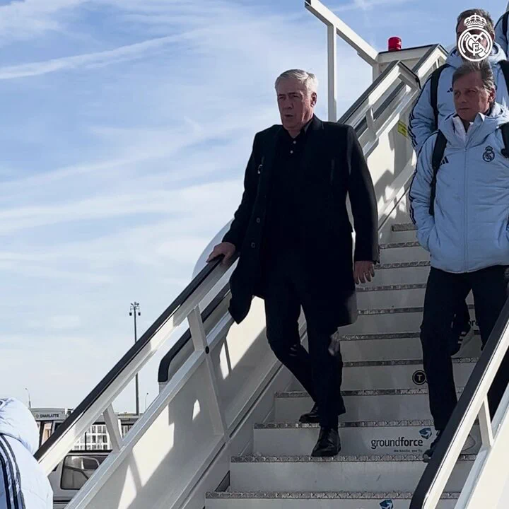 👋 ¡Hola, Valencia!#ValenciaRealMadrid https://t.co/J8lboiosrH