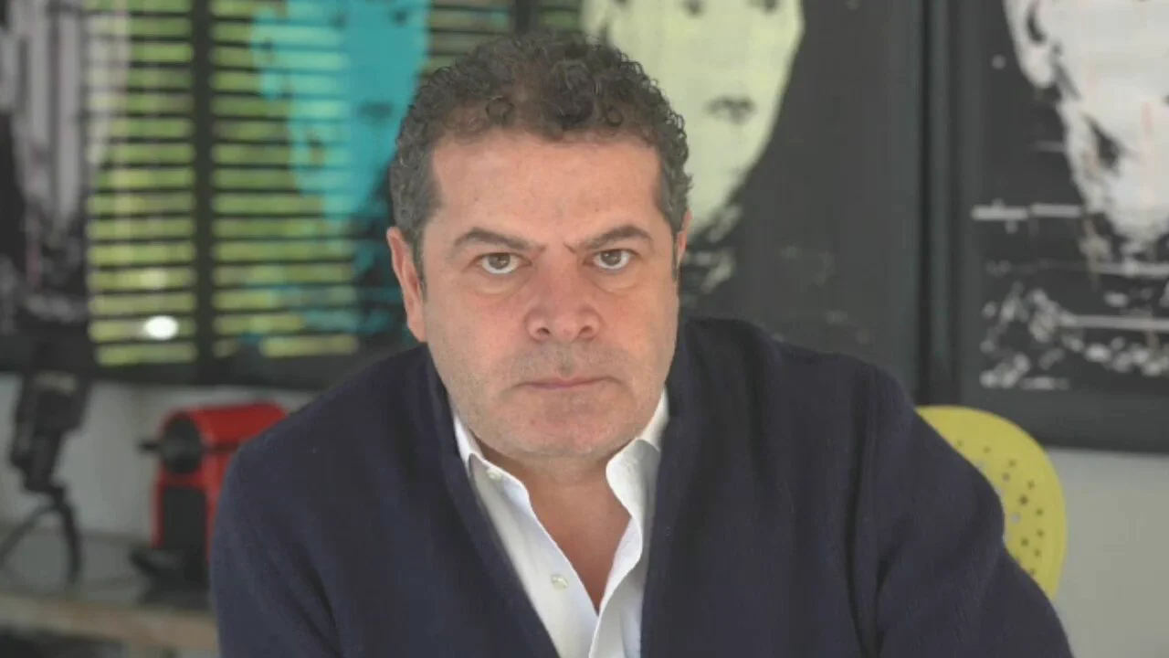 Ak Trol soruşturmaları en büyük zararı ciddi davaların soruşturmalarına veriyor!Her önüne geleni de gözaltına almayın yahu…https://t.co/dnyElKbdda https://t.co/Zf4EW8dgpI
