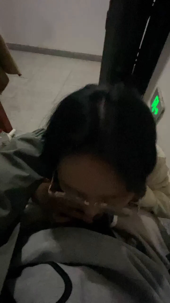 楼道口交续集说服小狗狗露脸出镜之后颜射她如果你也想有一只属于自己的小母狗或者想参加线下活动的老板可以看我主页私聊我感谢转发@MaecMax｜@GnewHome@WaecMax｜@SnewHome@DaecMax｜@QnewHome@GaecMax｜@DnewHome https://t.co/Cd7g5SCXKp