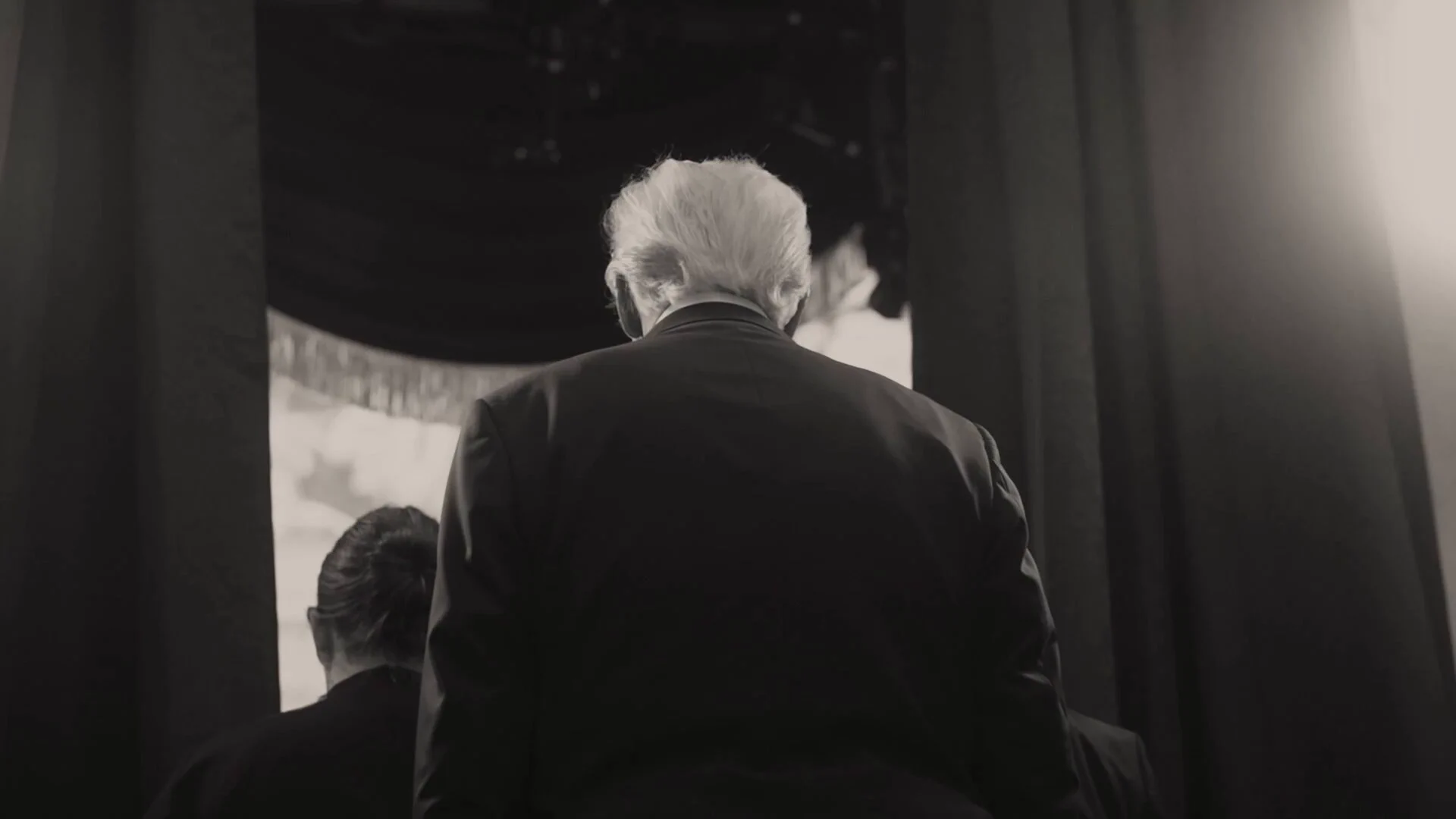 THE GOLDEN AGE OF AMERICA BEGINS RIGHT NOW! https://t.co/PSfDlAFpeO
