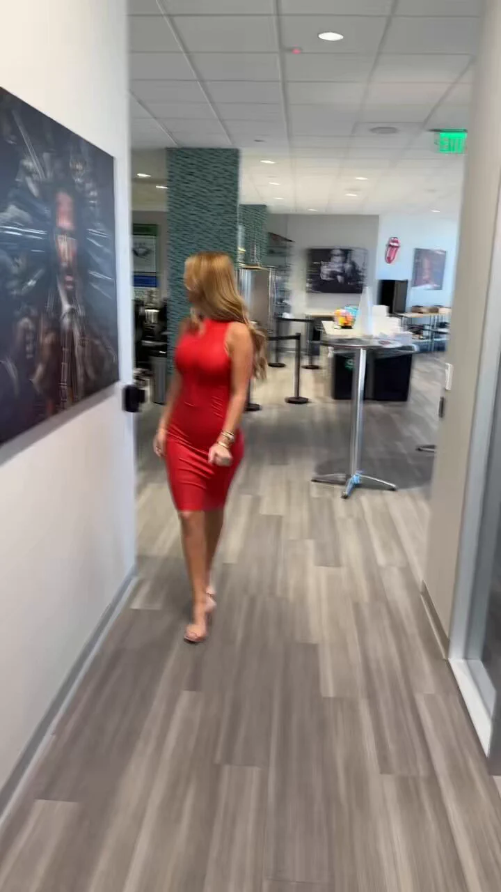 I’m your new coworker, what’s your first thought? 😈 https://t.co/qAnUDBVOxG