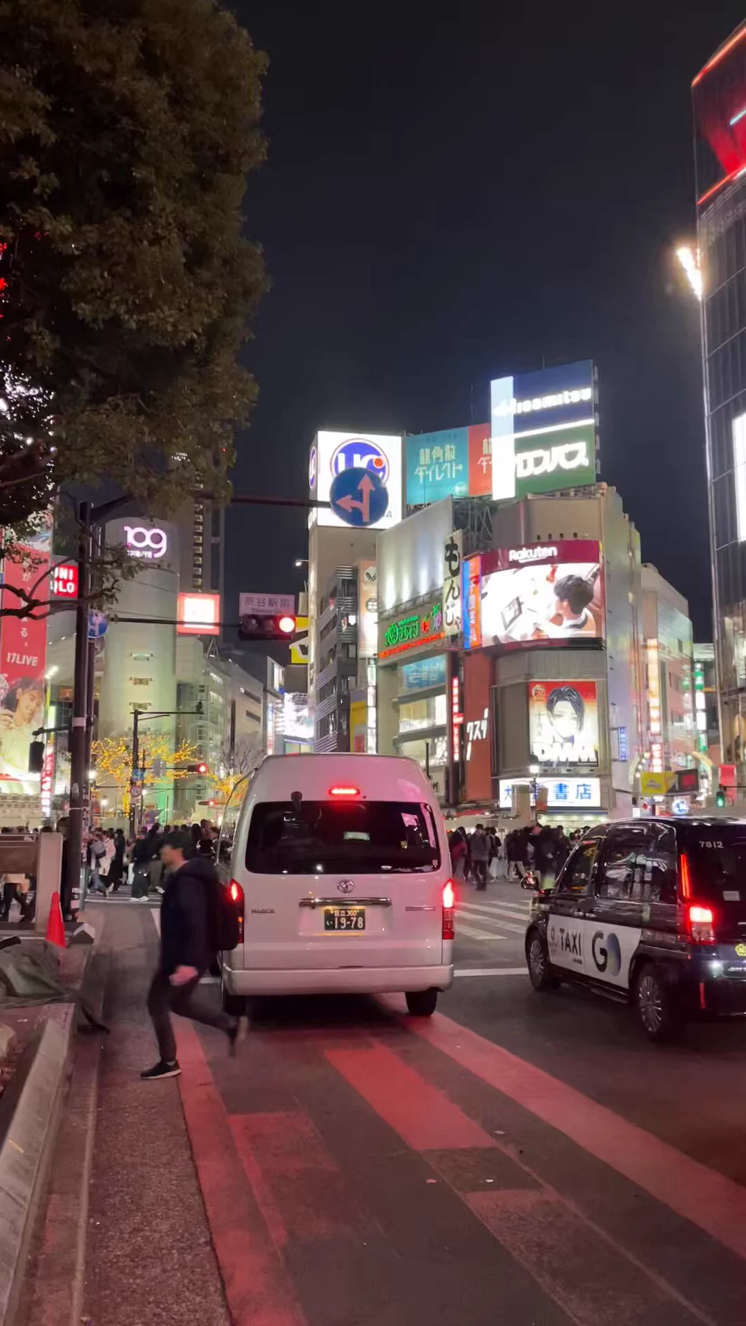 そしてなんと‼️渋谷マグネットの屋外ビジョンに2/1〜2/24の期間で毎時12分00秒～12分30秒毎時42分00秒～42分30秒↑毎時2回告知動画が放送されます📺ぜひチェックして見てネ🏃‍♂️ https://t.co/GRJjpDNnie