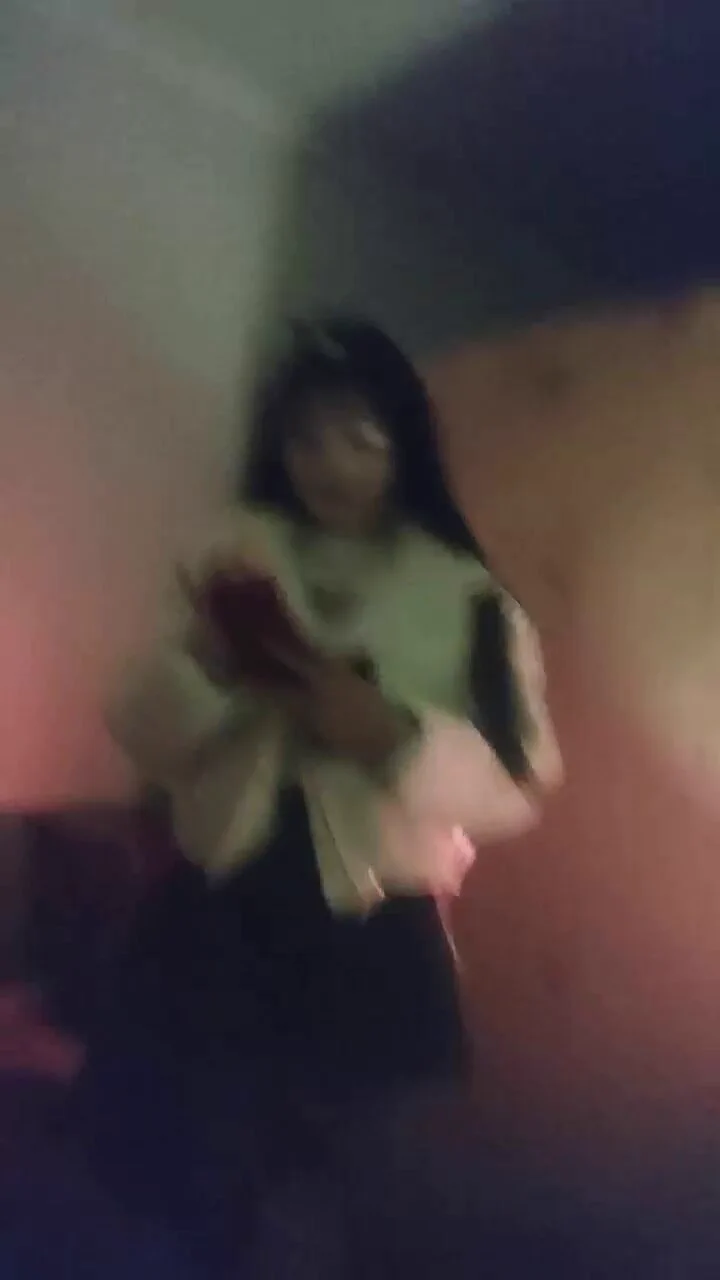 #站街 150的快餐，真敬业年初三就上班了，卖B有那么缺吗纯卖150单次 https://t.co/zI5AVEpiuF