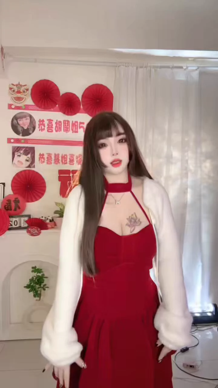 初四快樂🥰 https://t.co/yIvXbcNFo5