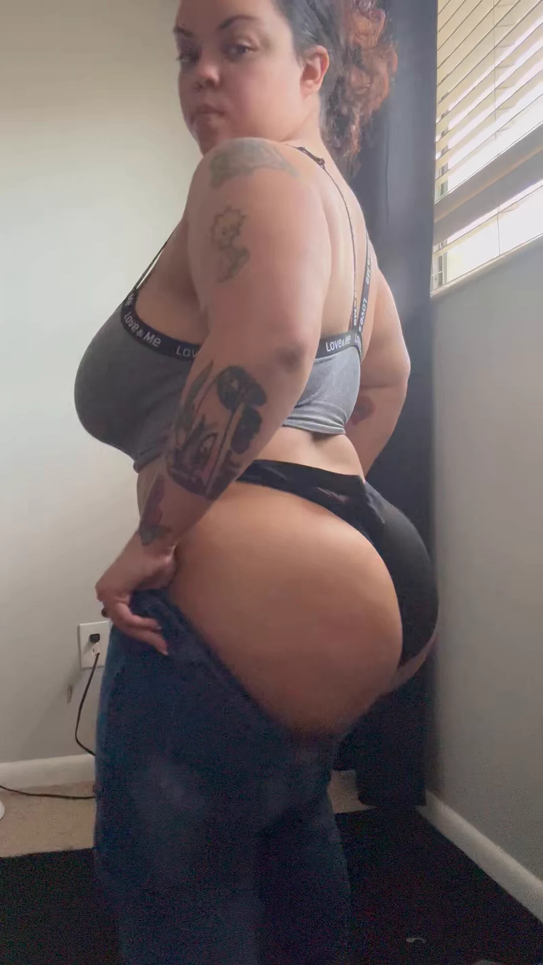 Come help me ‼️ https://t.co/oySDxEKWEr