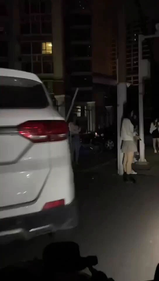 #站街 #武汉 #群友投稿失业女性深夜站街讨生活站街依旧是200一次 纯卖记录于2025.3.8 https://t.co/HCuvzJ73i8
