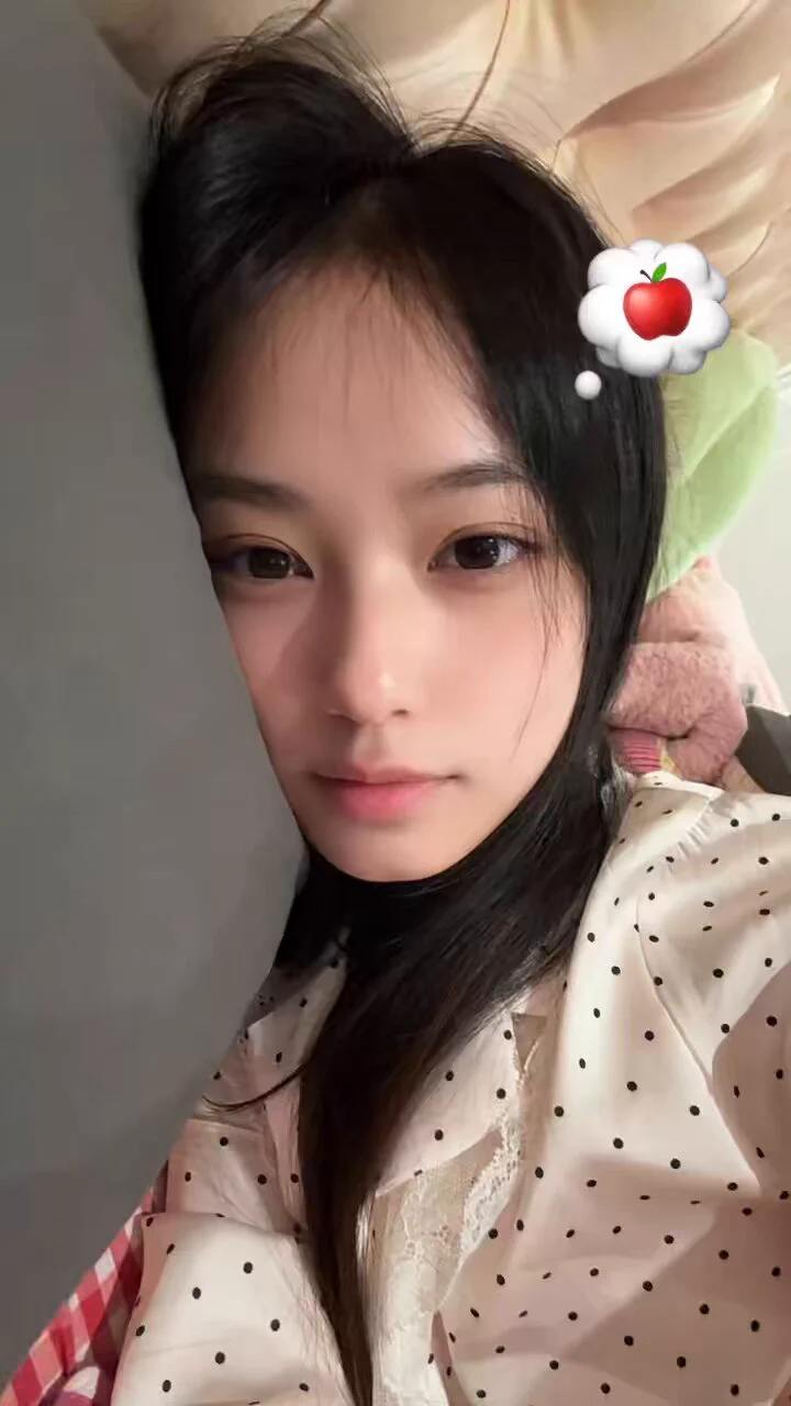 我勒个逆天特效啊 https://t.co/zVMjTpgxmU