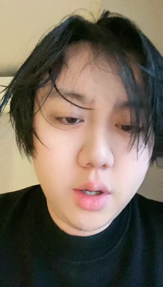 看了凉元帅@liangxihuigui 的暴富日记跟我一样是深度内耗型人格2年前还给他发过红包 希望他这轮早点赚够退圈 https://t.co/UfD1HoPOSH