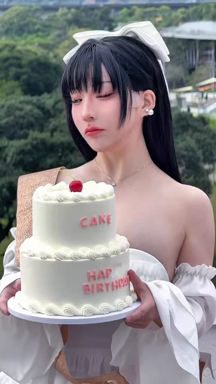2025年の千尋の誕生日パーティー、ただいま台湾で参加募集中です！いつか日本でも開催できたらいいなあo(｀ω´ )o好久沒有舉辦生日會了！期待大家來玩～今天開始報名❤️ https://t.co/E62dziOita