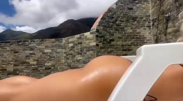 Wata😩 https://t.co/A6ssERPcS7 https://t.co/8iM8uMawh3