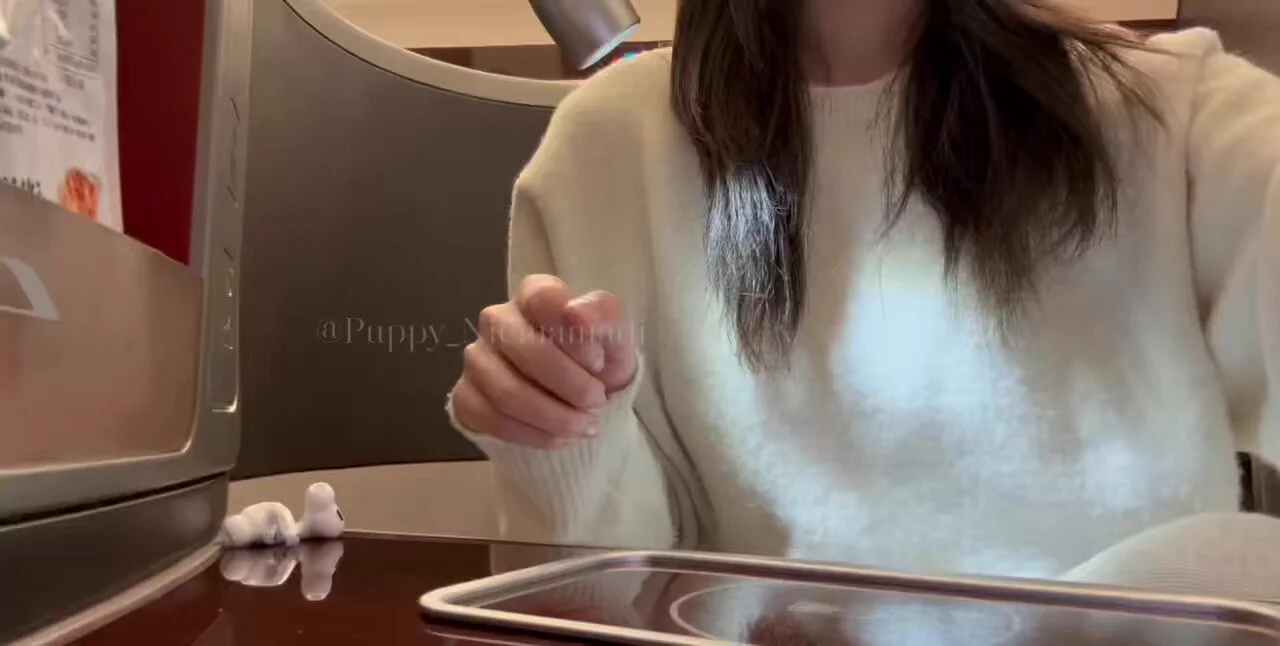 恭喜你聊到隐藏款了，其实我纯爱外表的底下隐藏的是一个彻头彻尾的色情狂
#乳环 #乳钉 #露出 https://t.co/jiAmbqLMjw
