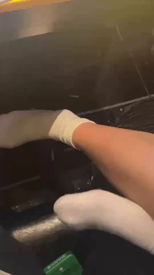 约了个妹子出来玩，我说多喝点，喝醉了我给你安排好住的地方，然后这个妹子说 转2000u就行，把我搞懵逼了，上来就一口价头一次见哈，我只是单纯的想安排好她，心想折现RMB的话感觉就有点贵了，再加上最近没什么性欲….. https://t.co/TsBjmmfa90
