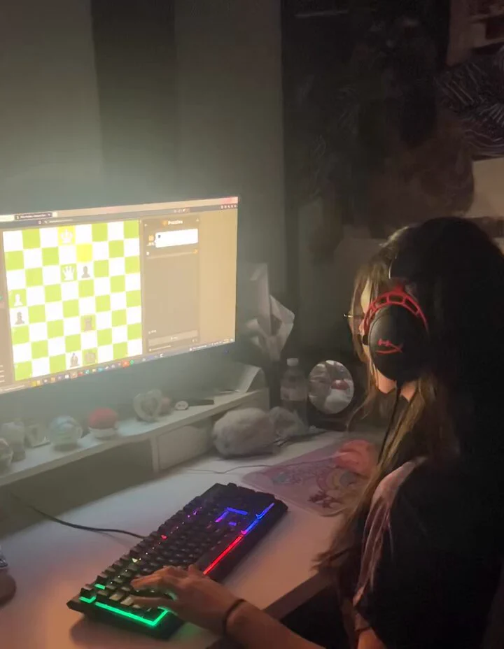 Not that I have to prove myself, but I’ve had a few people question whether I can actually play games or not. See for yourself. https://t.co/exSYZU87YA