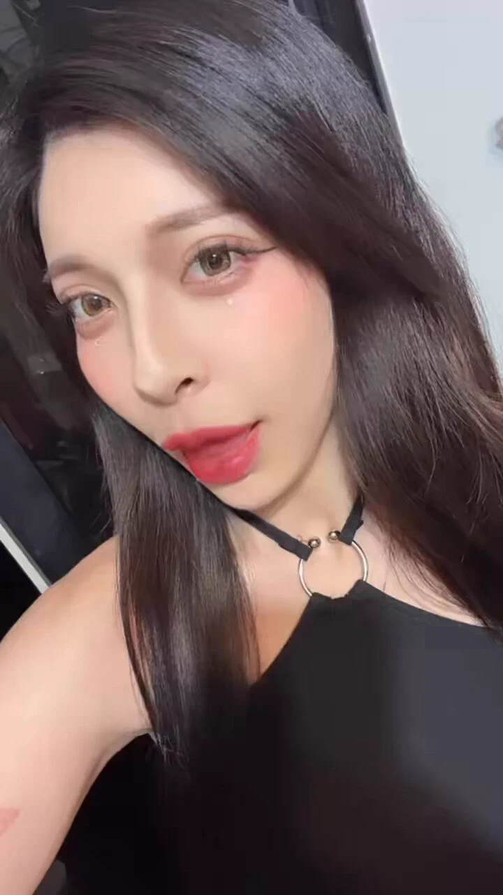 做人好難 https://t.co/JmYs1QQ1Bn