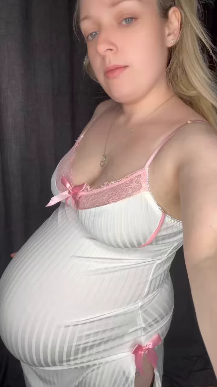 Does it make you horny? https://t.co/RnQYz60hQt