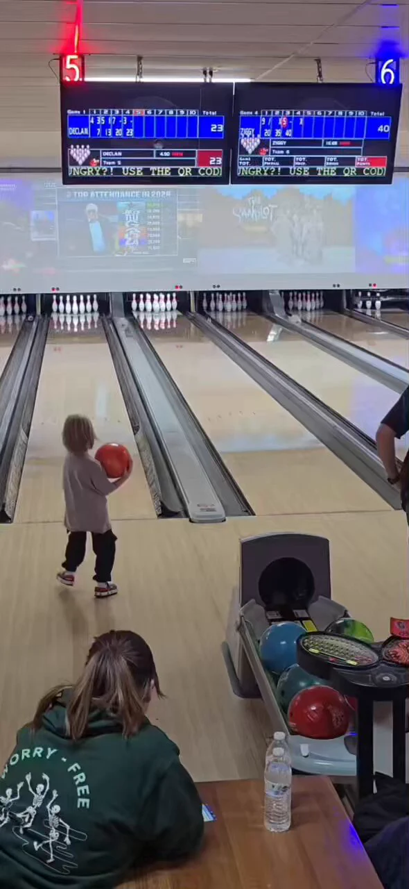 Father and son combo epic 😱 https://t.co/0VsO5F3Xrg