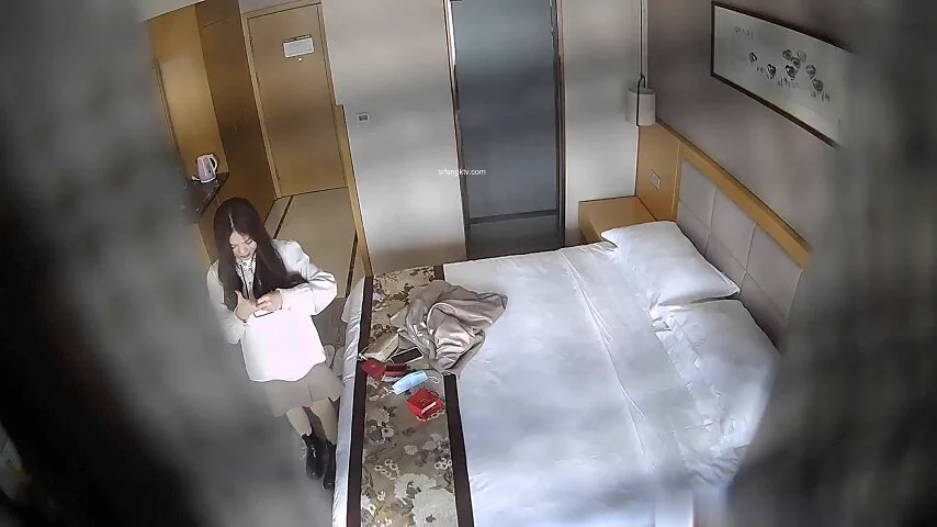 安防酒店摄像头偷拍身材不错的学生情侣假期炮男友抵挡不住诱惑要舔菊花各种姿势操完整版1小时26分钟 进主页置顶电报群查看 https://t.co/9YQJhggGSp