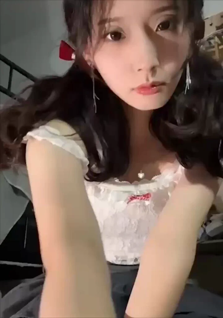 大學生悠閒沒課在宿舍裡面玩自慰#噴水 #高潮 #叫聲好聽 #更多她的資源點擊TG：https://t.co/8yeMR59wNb https://t.co/g4IBCsbpWr