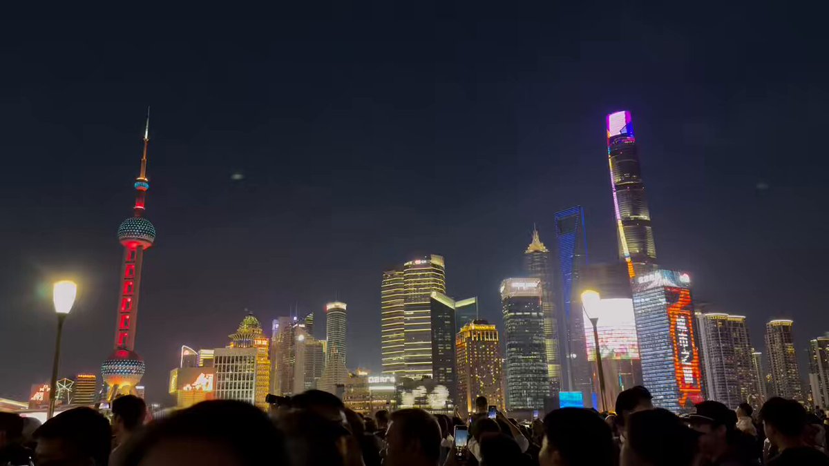 哇塞哇塞这就是上海吗～ https://t.co/4lTP3nPh4z