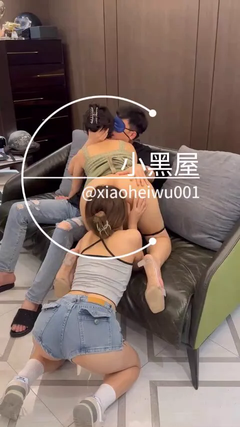 推火车了一前一后 三位美少妇串着来 https://t.co/G9stugeMZr