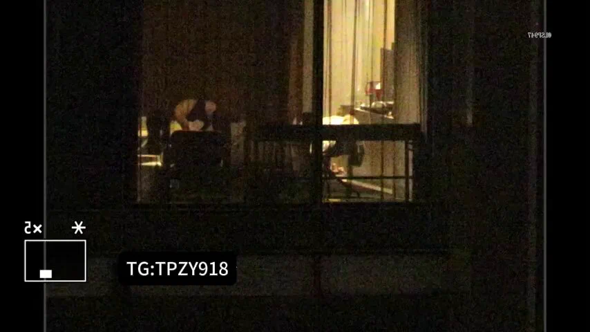 五星级酒店高空窗户 意淫起来超爽的 都是 个顶个极品长腿女神 推上只有片段 完整在主页电报 评论区 https://t.co/45dbPuwGIC
