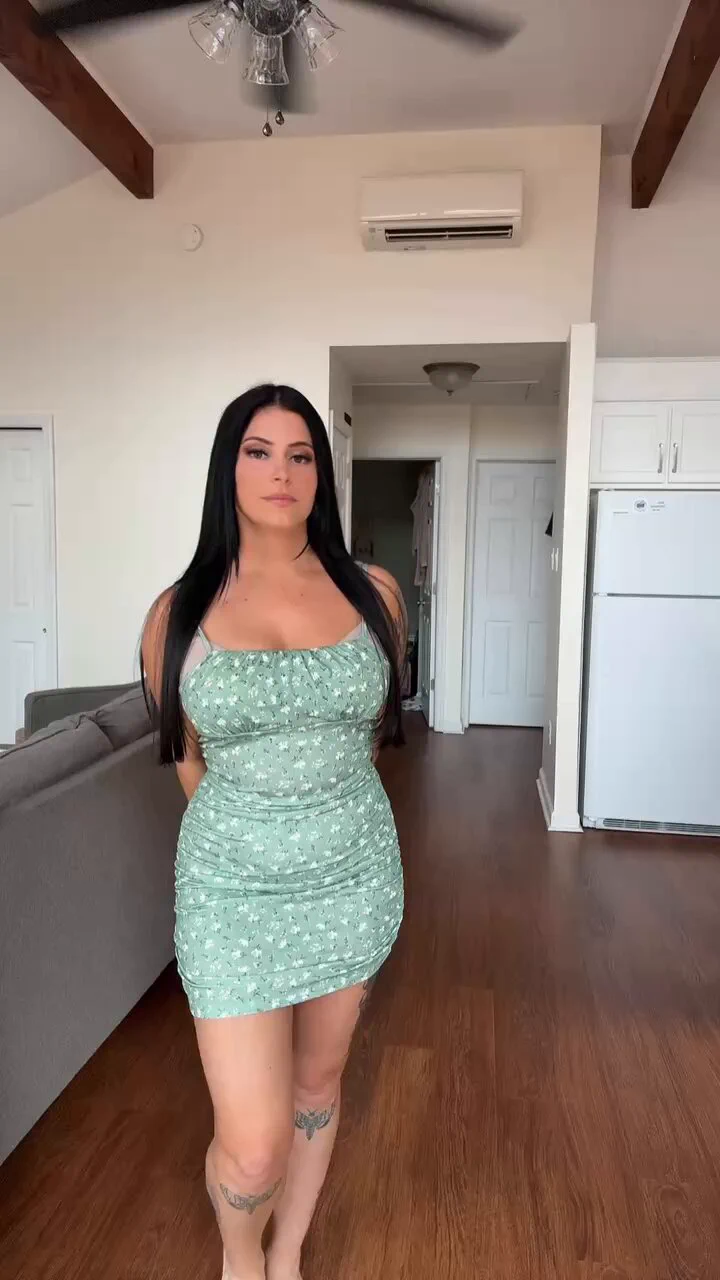 The video is dropping tn 👀Page is 80% off so you can see it 😈 @Kat_Ann___ https://t.co/roeA2QGe0c https://t.co/O0dLQGCdiv