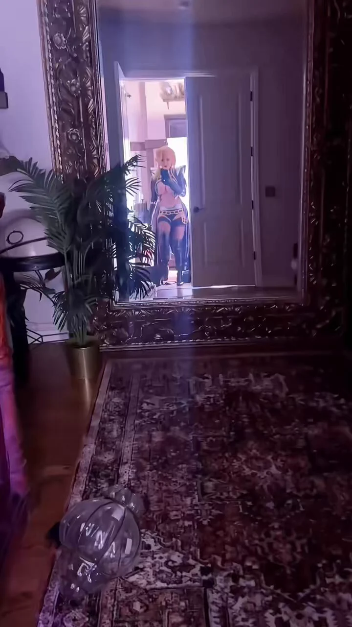 MY EMMA GLOWSWhen I was making her I used glow in the dark holo vinyl @MarvelRivals https://t.co/i0CZAkrXYC
